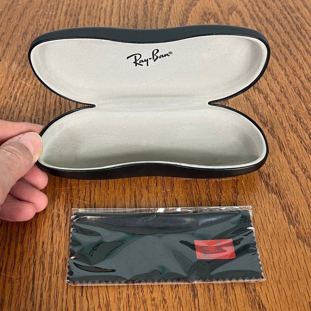 Ray ban case & new lens cleaner cloth